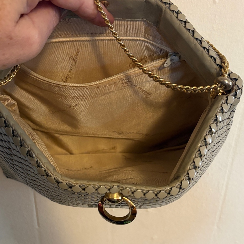 Whiting & Davis Silver Mesh Shoulder Bag with Gold Chain - Picture 5 of 6